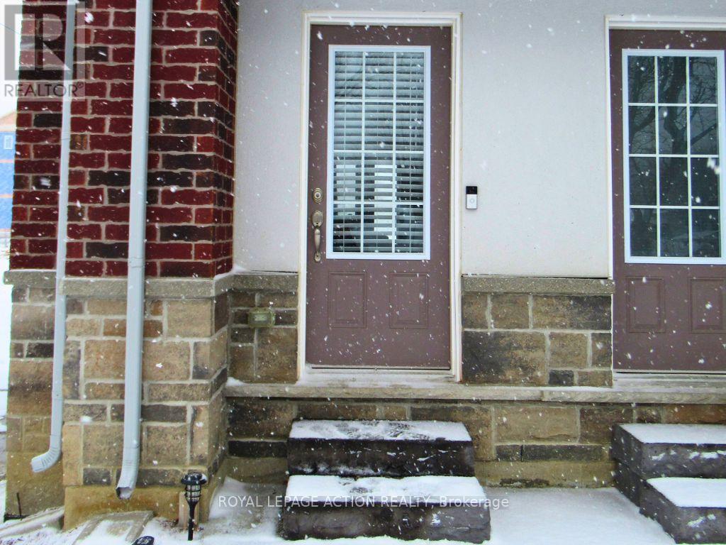 677 Park Unit 18 photo 2