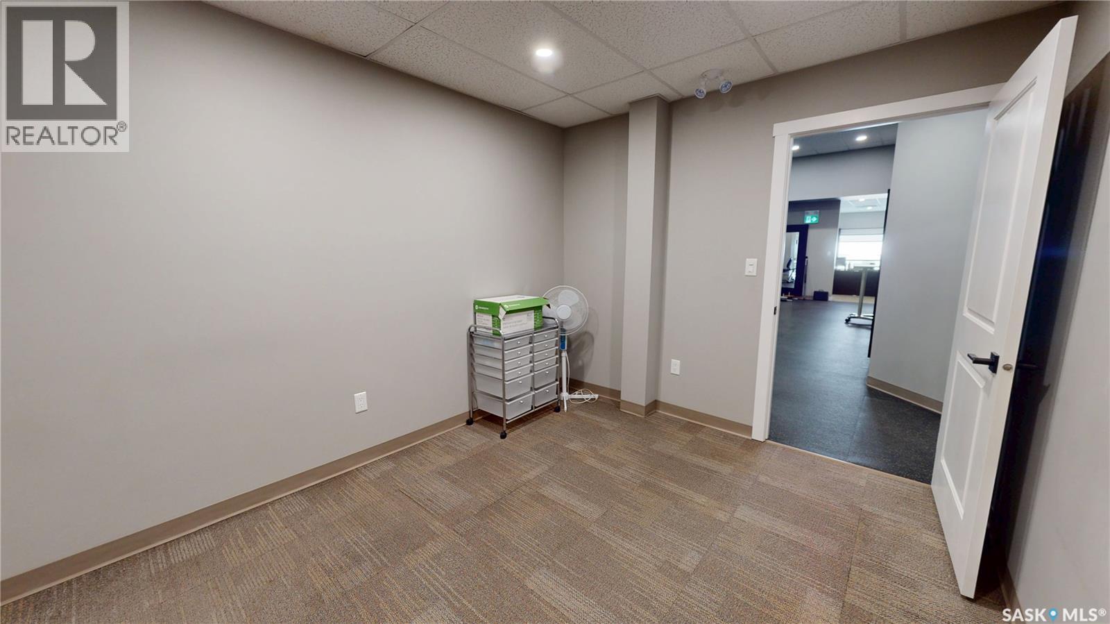 616 Gordon STREET — photo 20