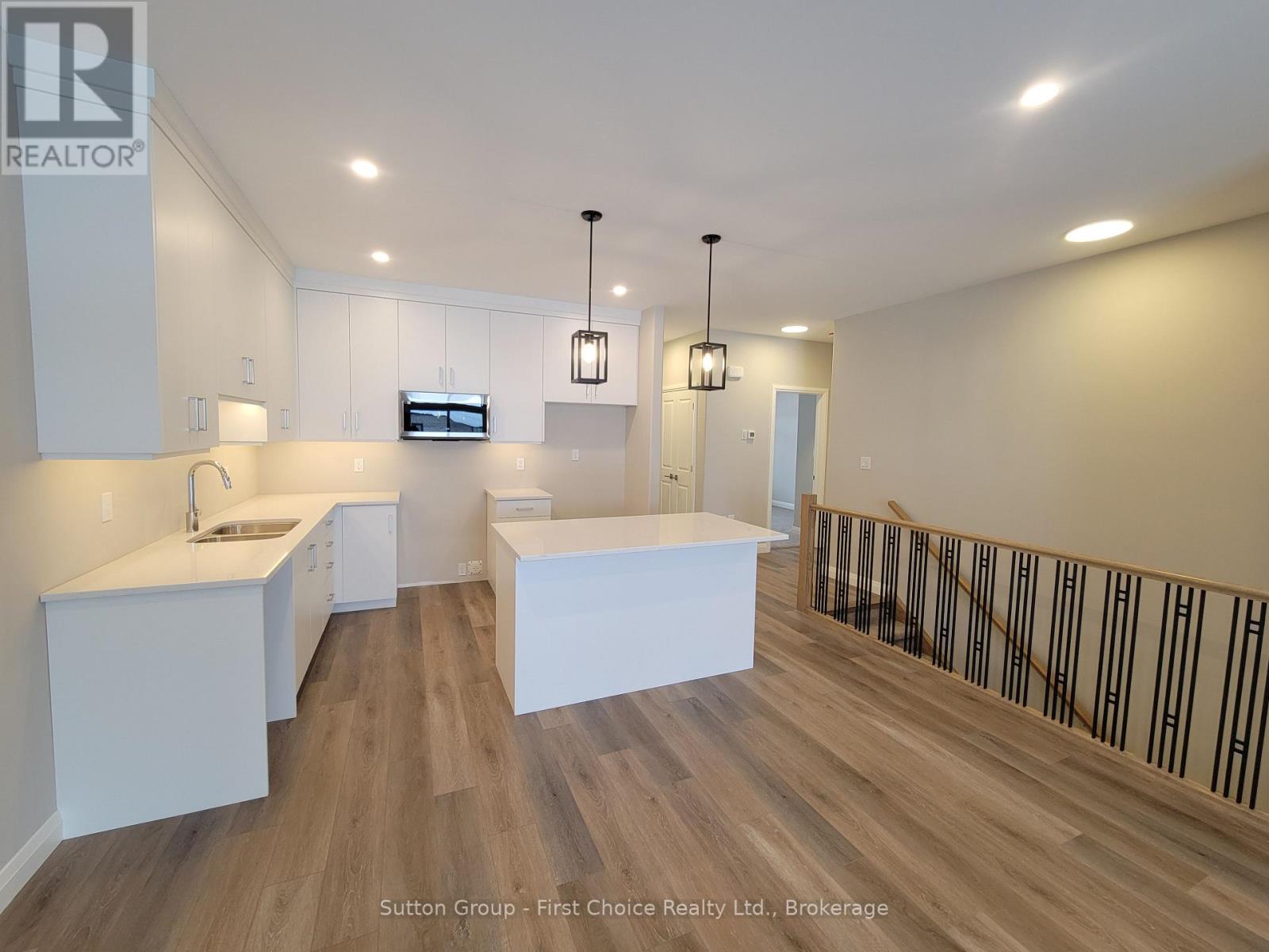 119 ROWE AVENUE - 5