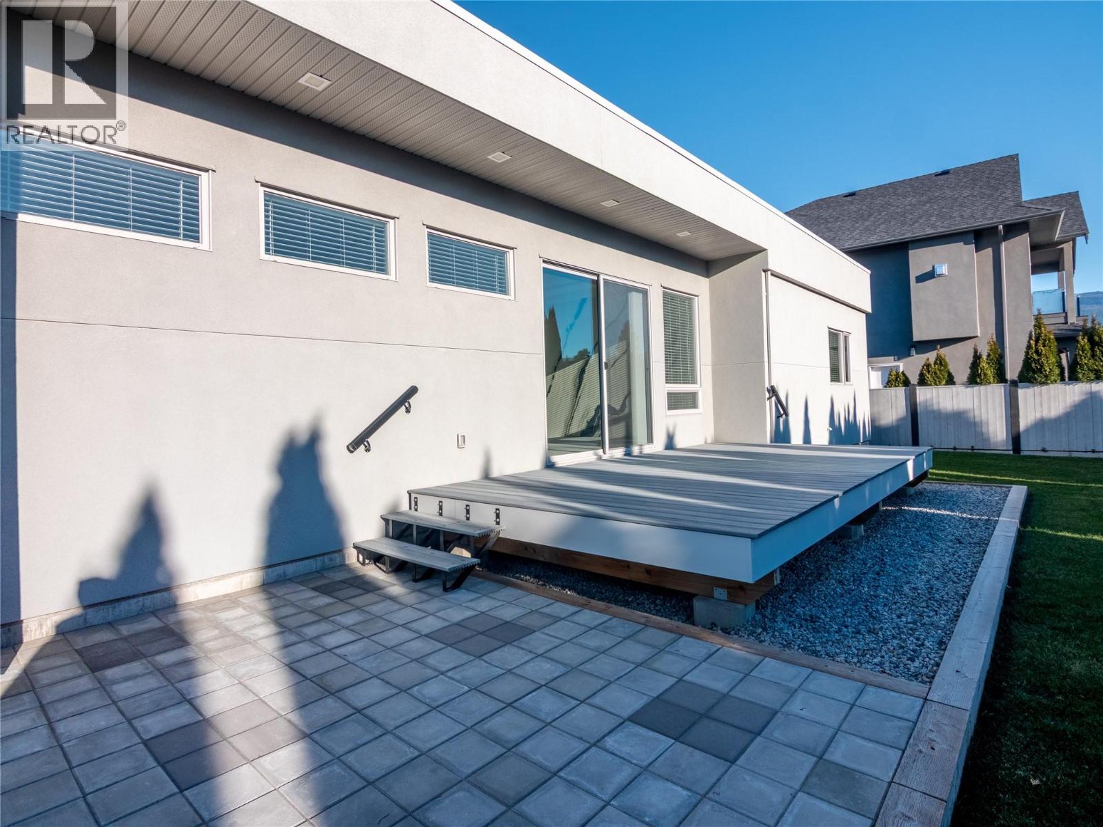  1723 Treffry Place, Summerland