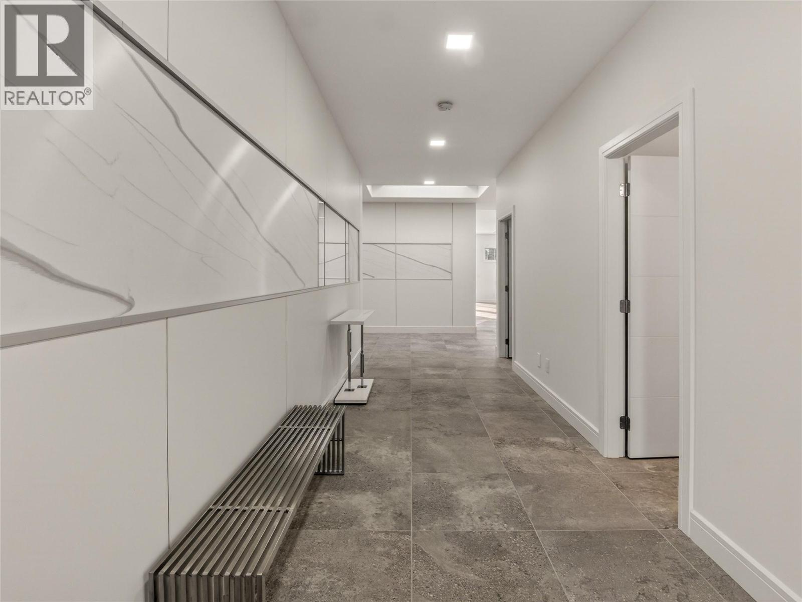  1723 Treffry Place, Summerland