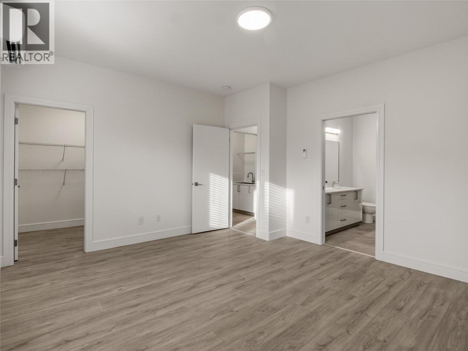  1723 Treffry Place, Summerland