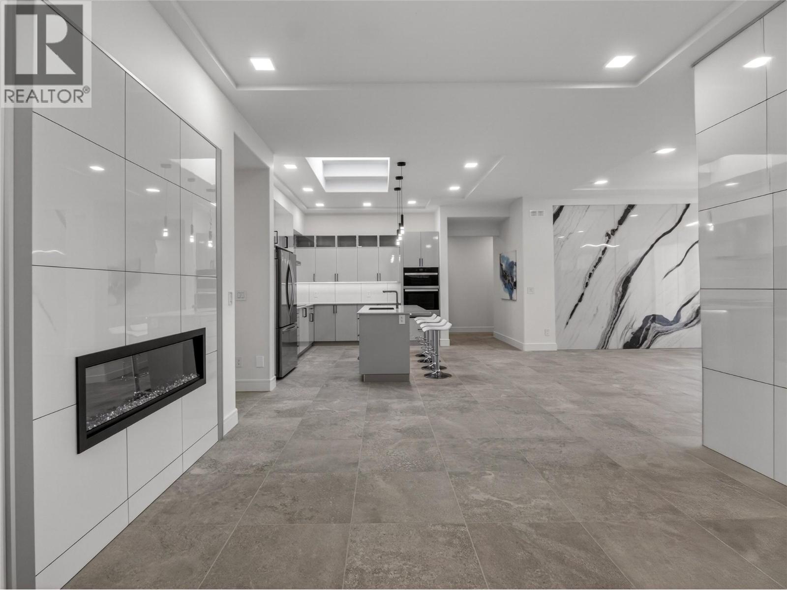  1723 Treffry Place, Summerland