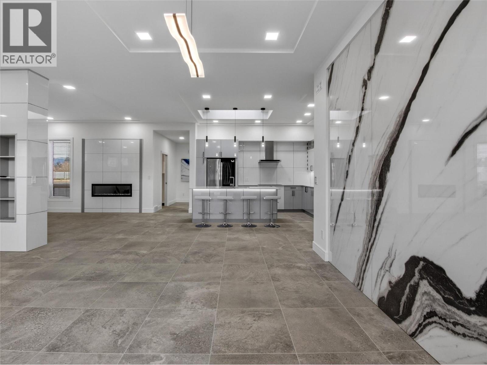  1723 Treffry Place, Summerland