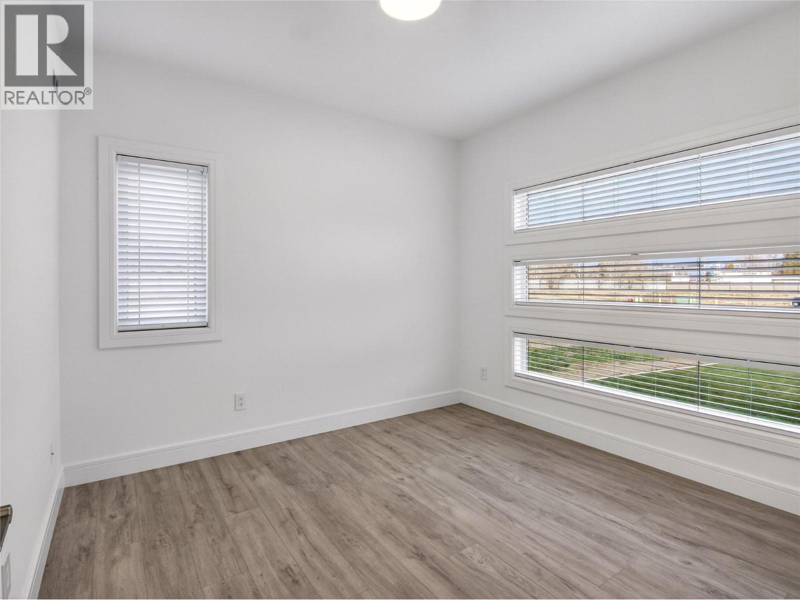  1723 Treffry Place, Summerland