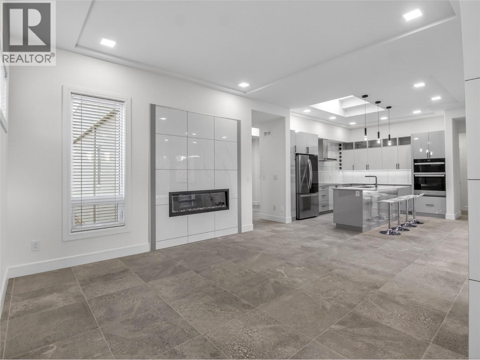  1723 Treffry Place, Summerland