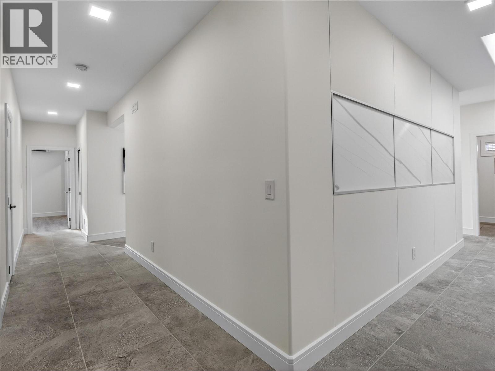  1723 Treffry Place, Summerland