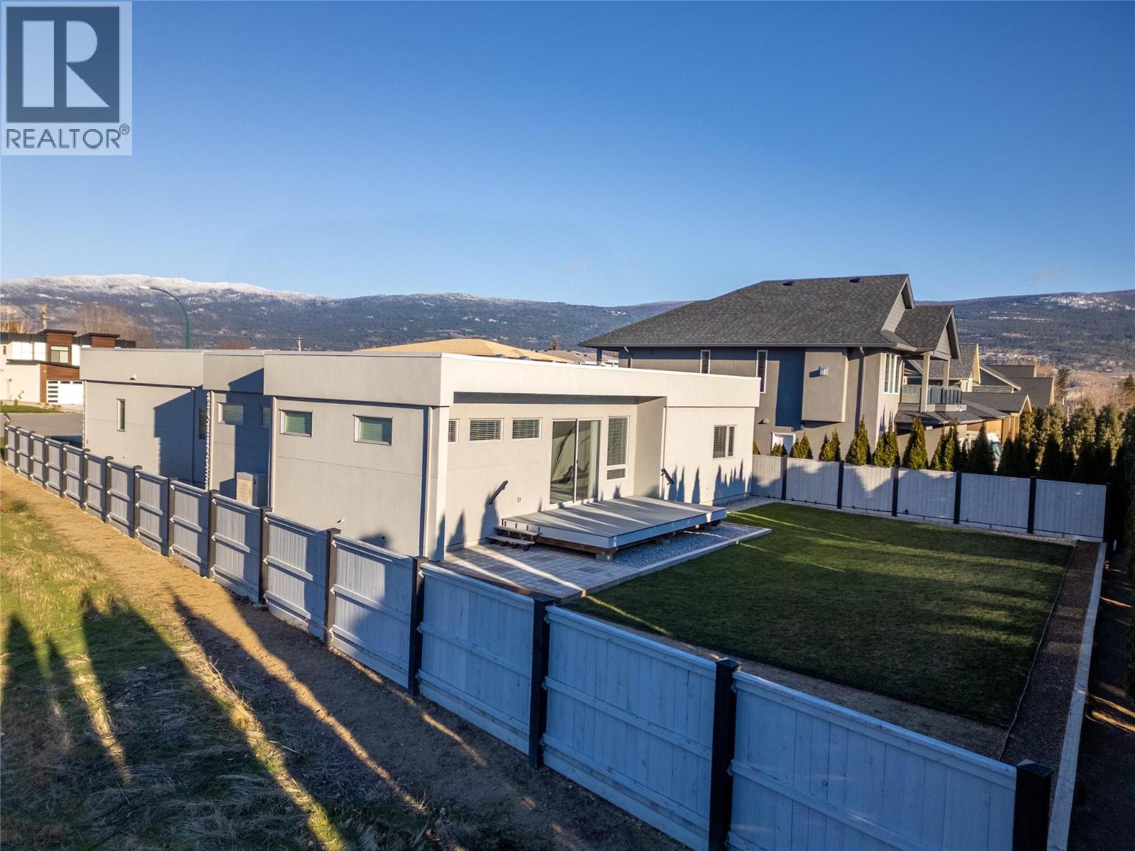  1723 Treffry Place, Summerland