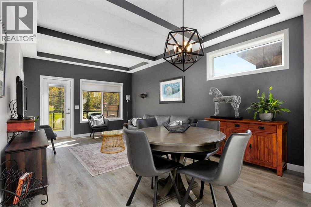 84 Riviera Court, Cochrane