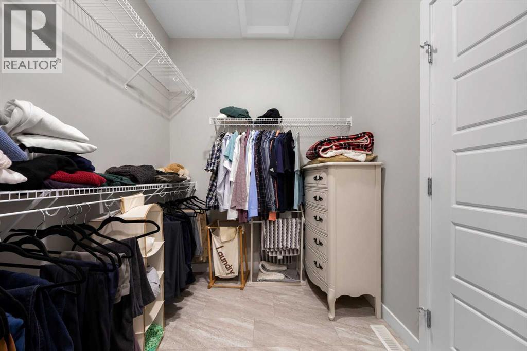 84 Riviera Court, Cochrane