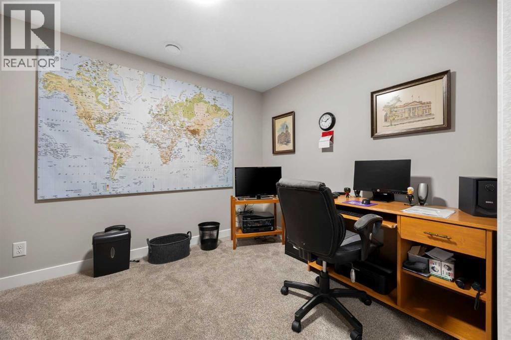 84 Riviera Court, Cochrane