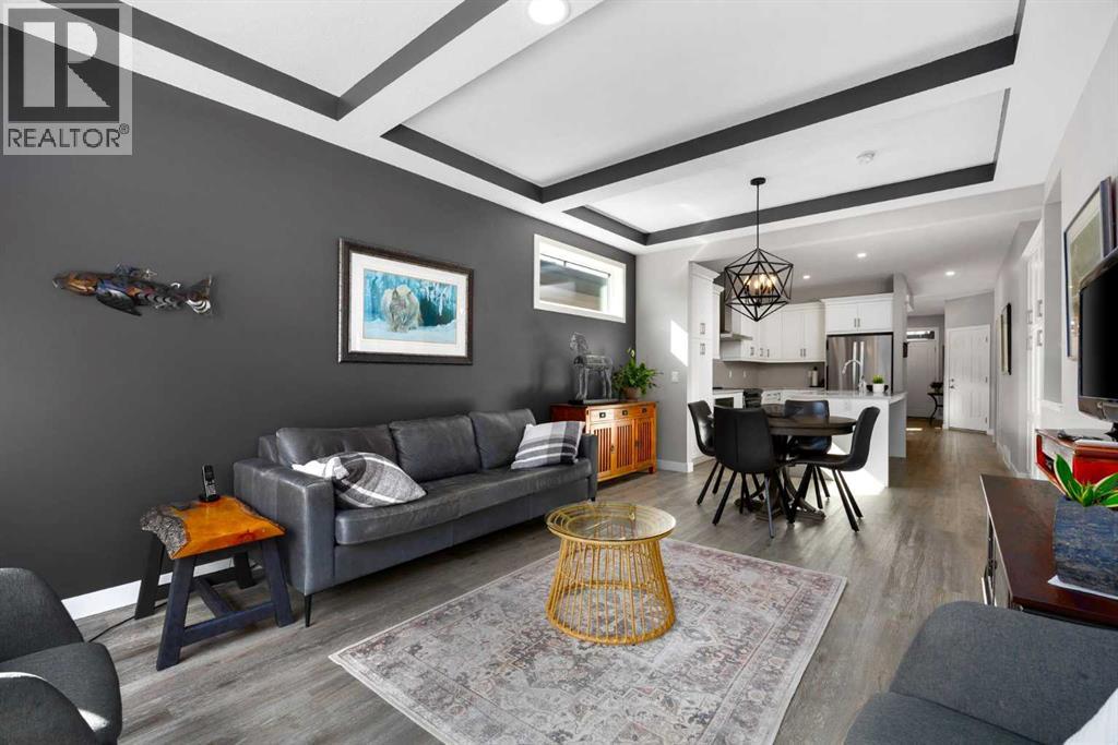 84 Riviera Court, Cochrane