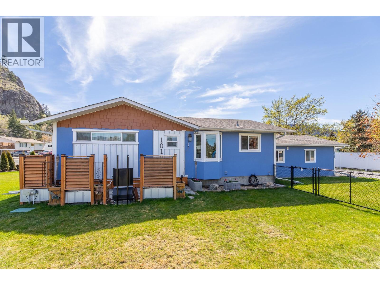 10105 Prairie Valley Road, Summerland