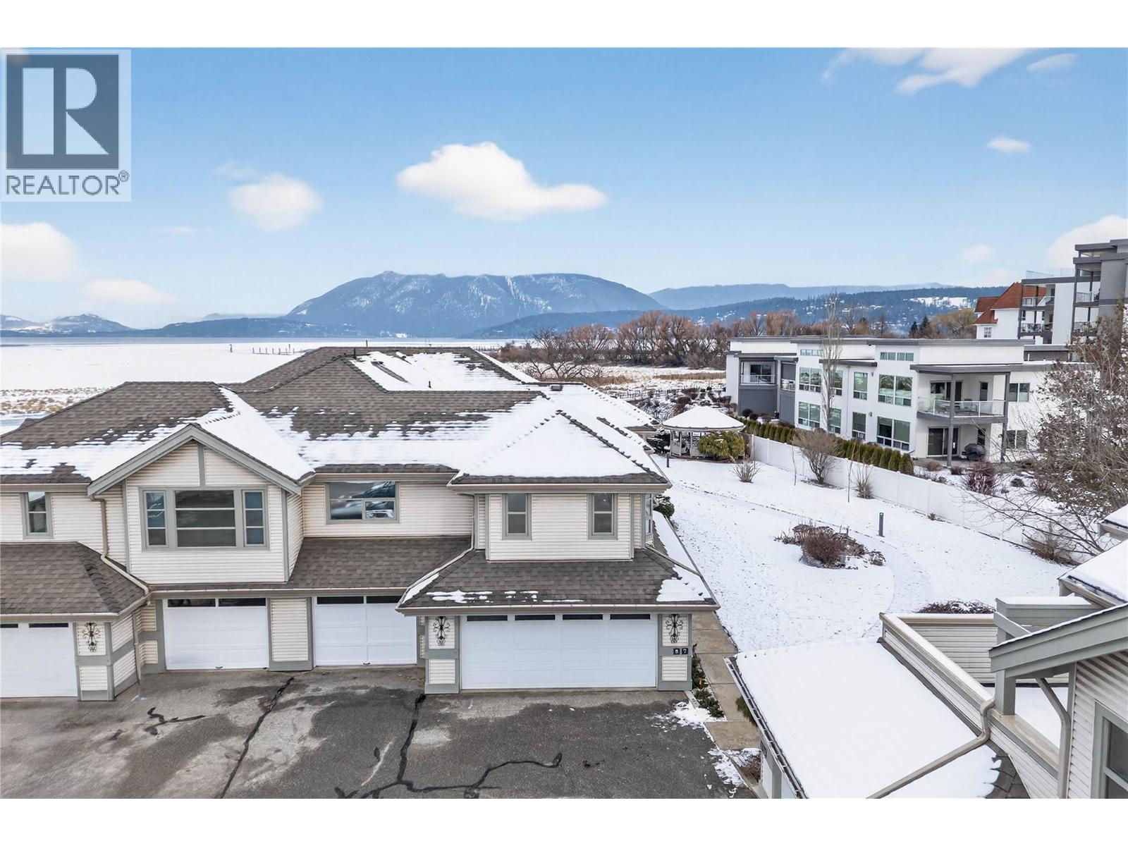 8 111 Harbourfront Drive Northwest, Salmon Arm