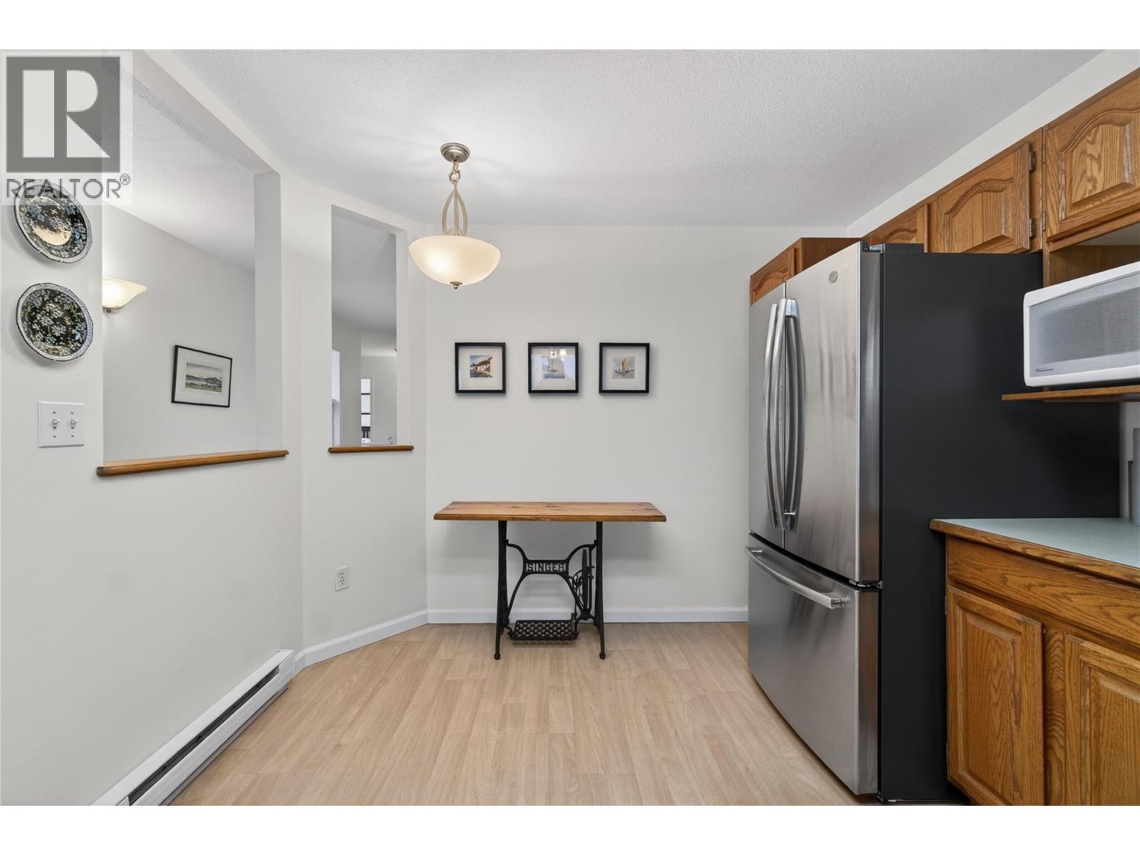 8 111 Harbourfront Drive Northwest, Salmon Arm