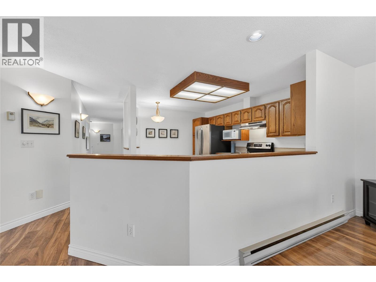 8 111 Harbourfront Drive Northwest, Salmon Arm