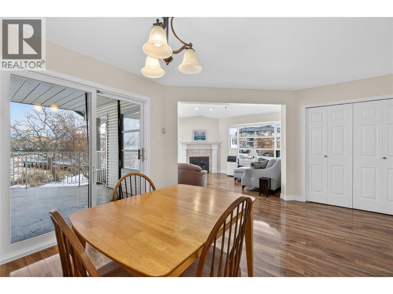 8 111 Harbourfront Drive Northwest, Salmon Arm