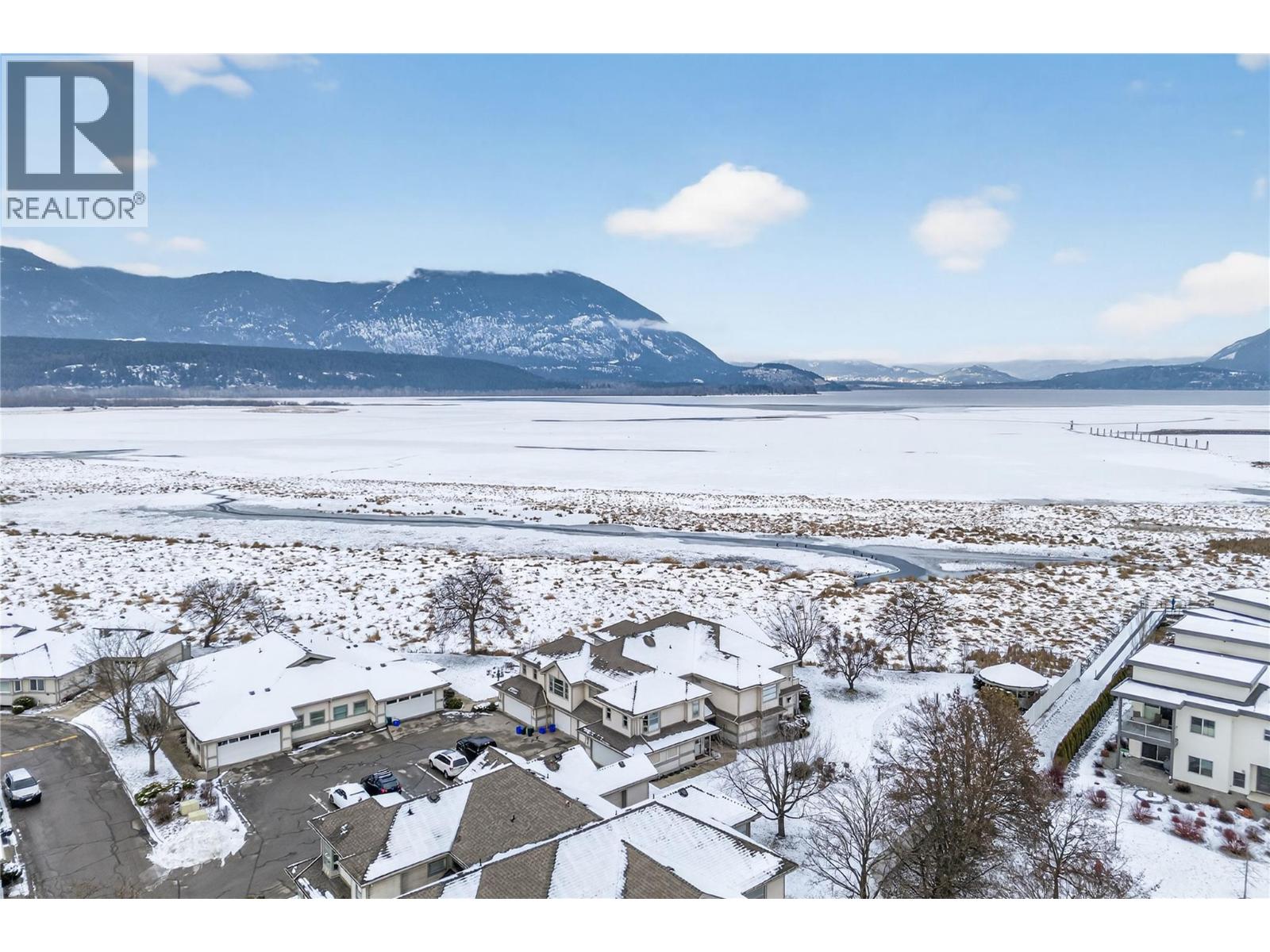 8 111 Harbourfront Drive Northwest, Salmon Arm