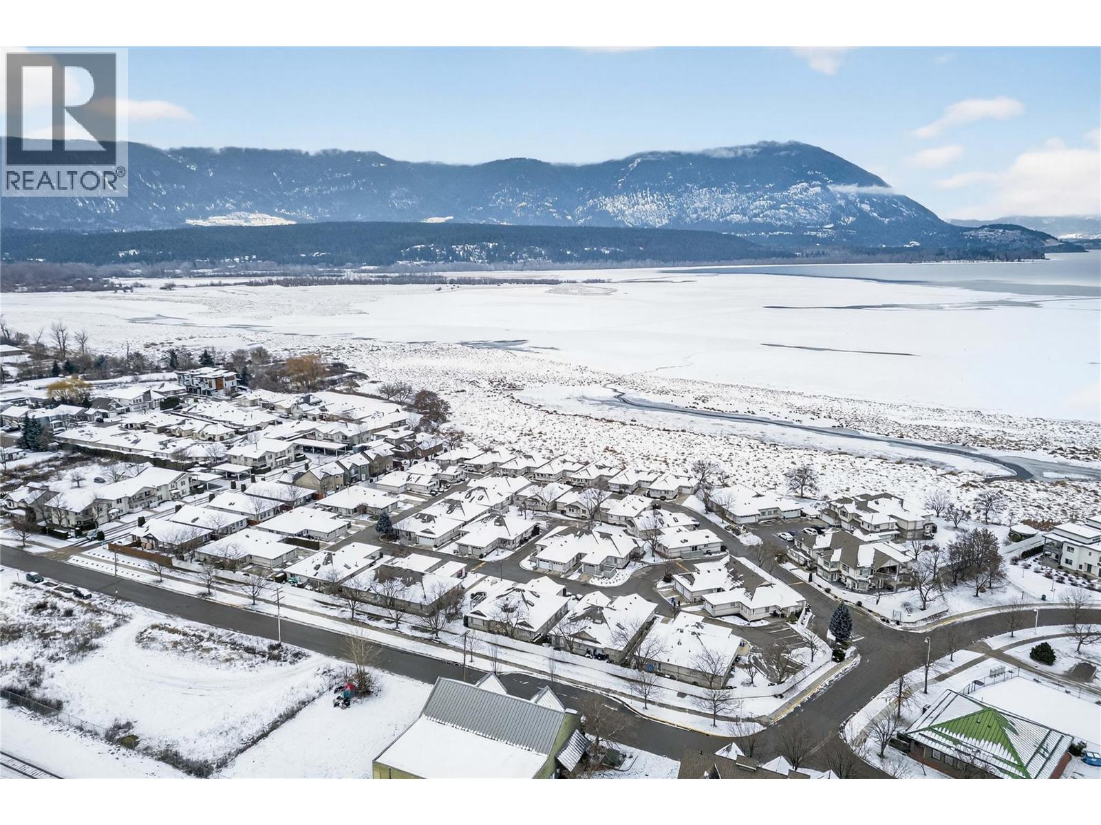 8 111 Harbourfront Drive Northwest, Salmon Arm