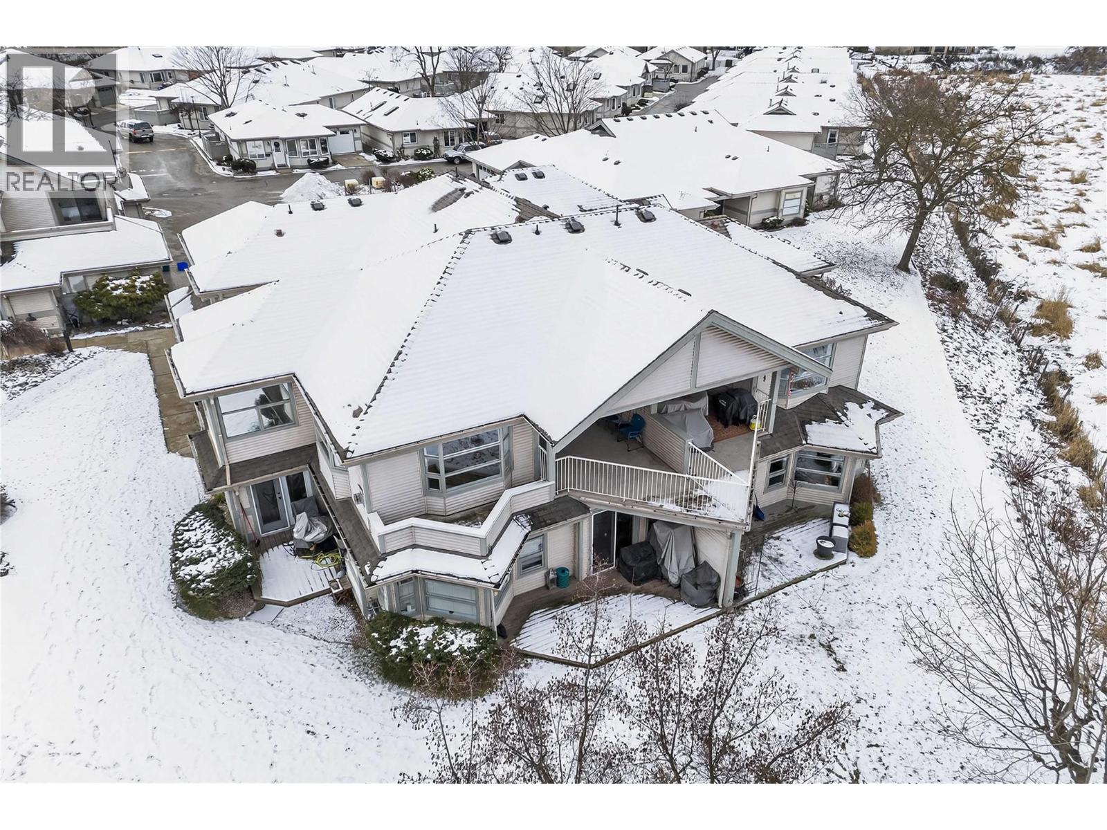 8 111 Harbourfront Drive Northwest, Salmon Arm