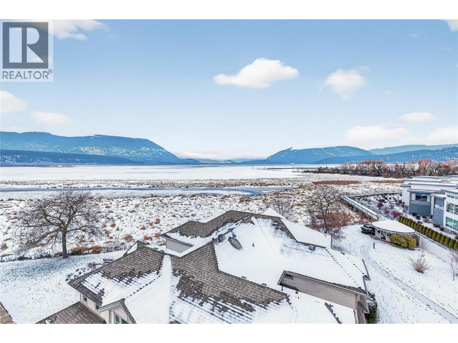 8 111 Harbourfront Drive Northwest, Salmon Arm