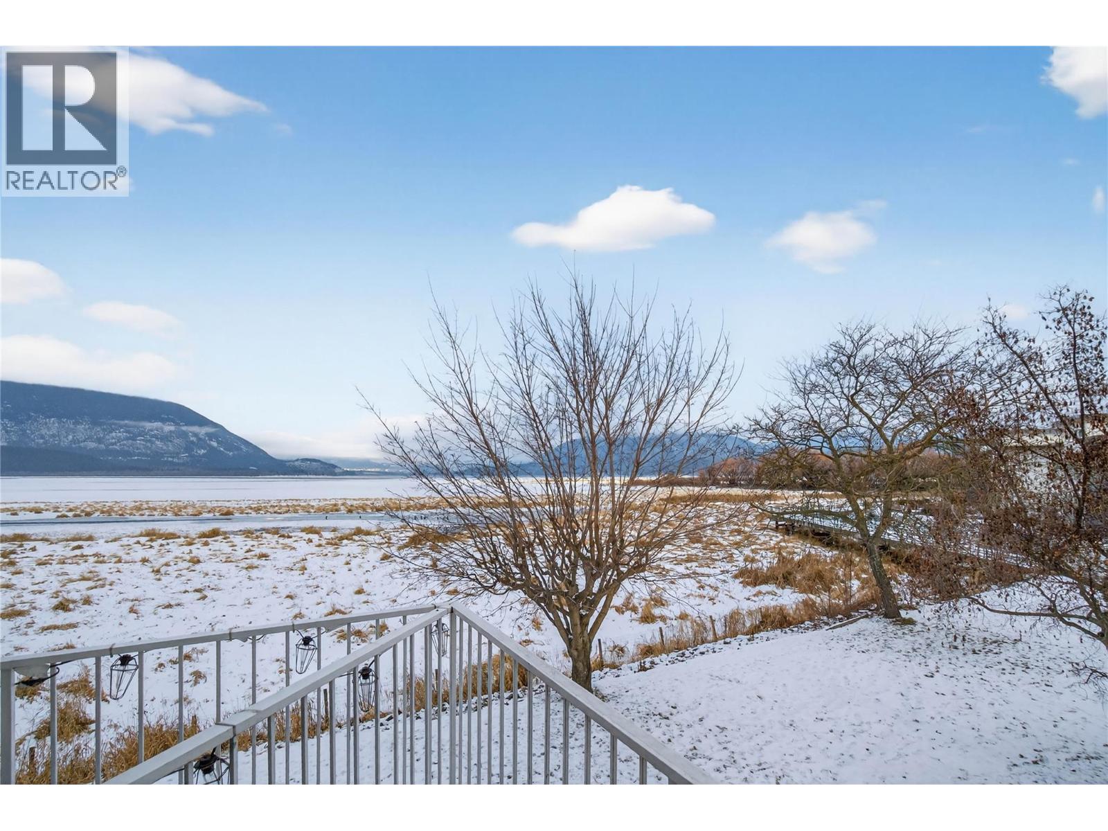 8 111 Harbourfront Drive Northwest, Salmon Arm