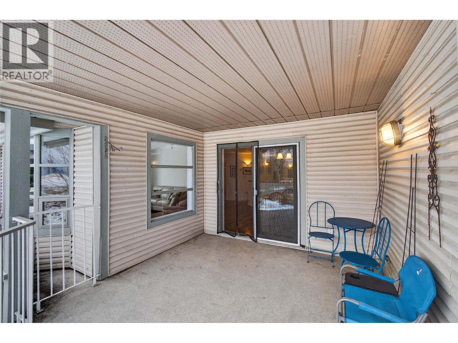 8 111 Harbourfront Drive Northwest, Salmon Arm