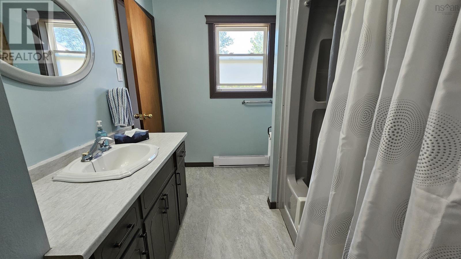 Property 2 of 43 of 1066 Highway 2