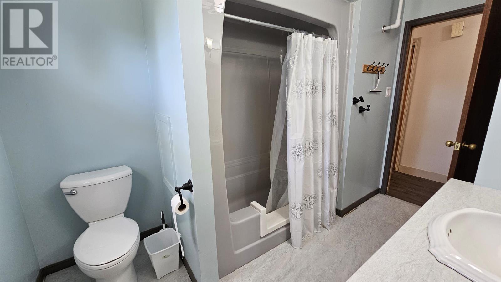 Property 27 of 43 of 1066 Highway 2