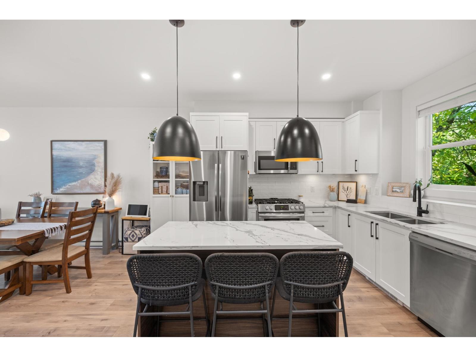 10 27640 LANTERN AVENUE, Abbotsford