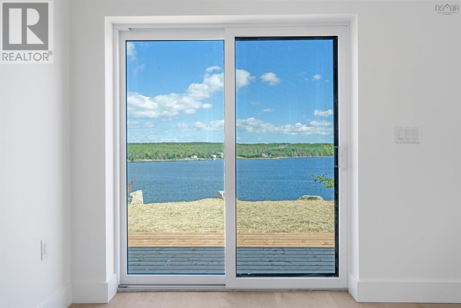 Property 26 of 39 of 659 West Liscomb Point Road