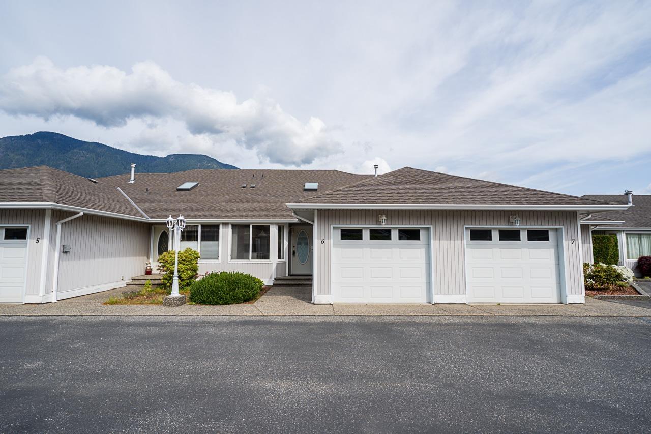 6 659 DOUGLAS STREET, Hope, Hope