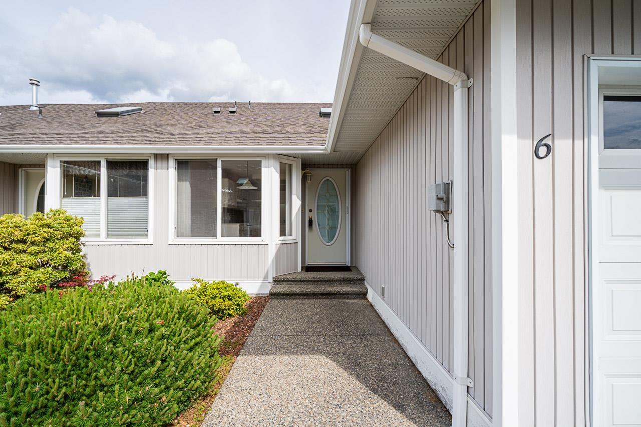 6 659 DOUGLAS STREET, Hope, Hope