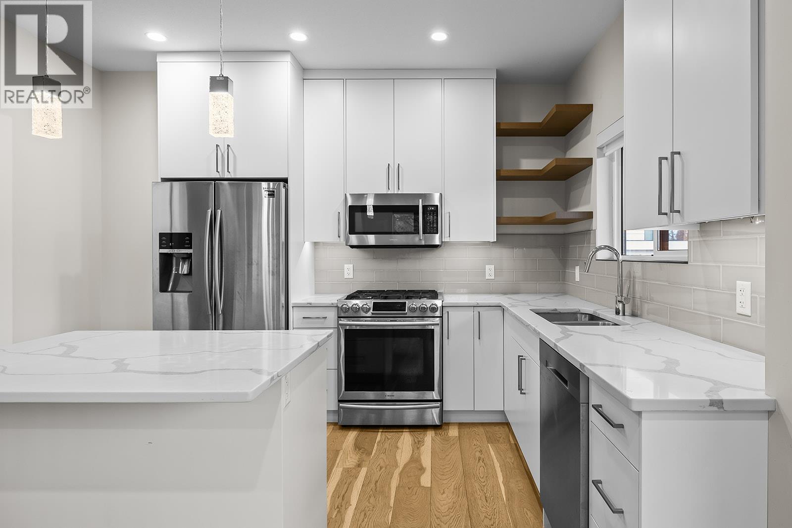  813 Rose Avenue, Kelowna