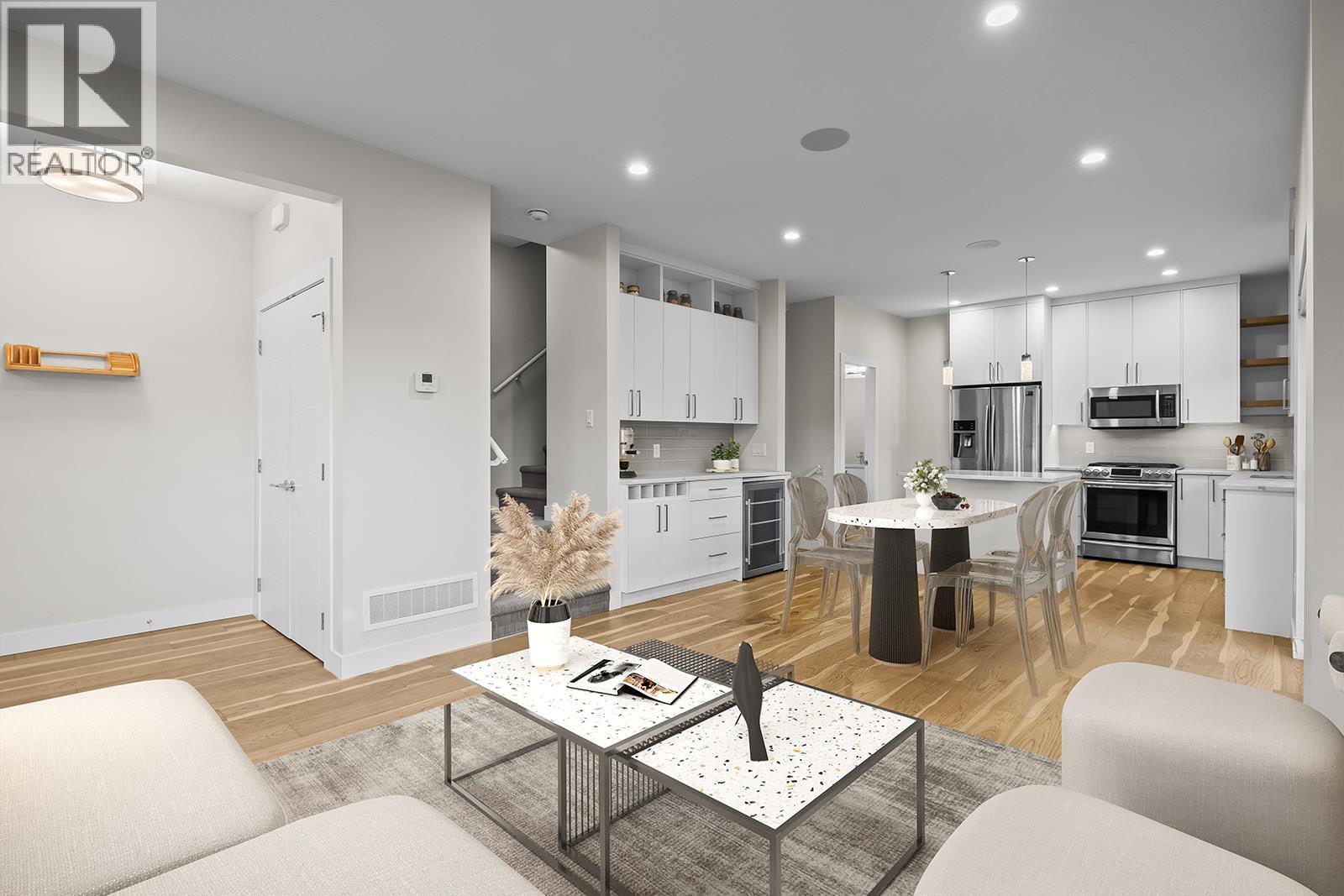  813 Rose Avenue, Kelowna