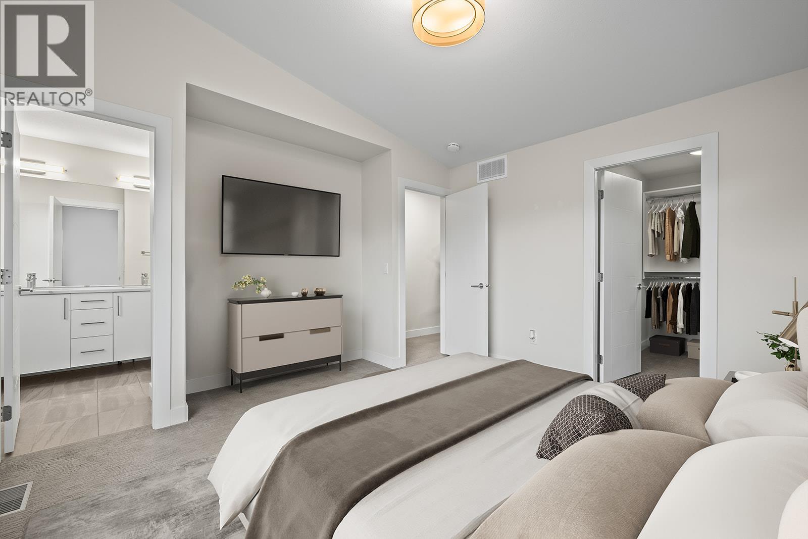  813 Rose Avenue, Kelowna