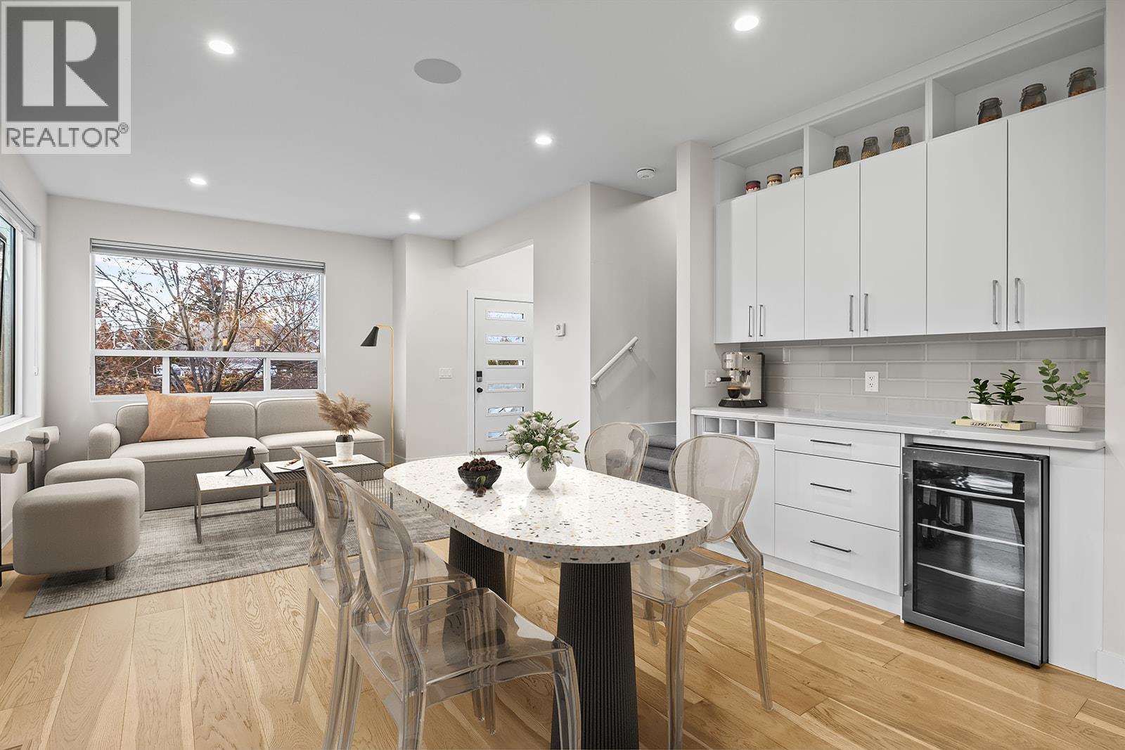  813 Rose Avenue, Kelowna