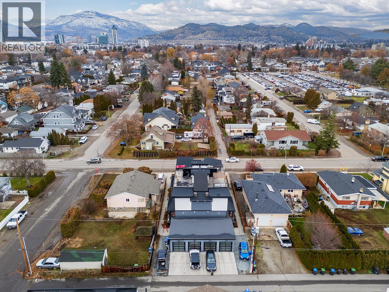  813 Rose Avenue, Kelowna