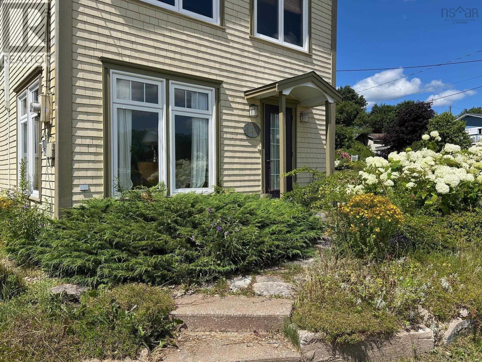 Property 20 of 29 of 142 Gold River Road