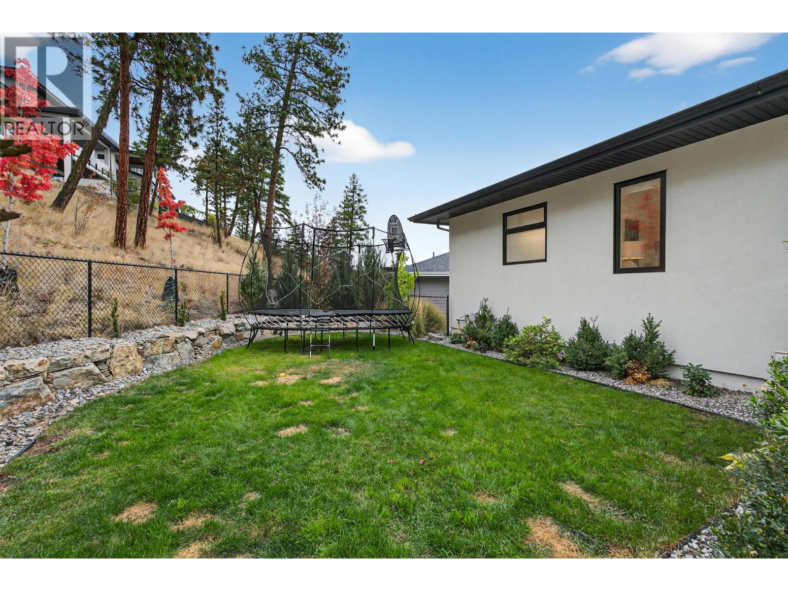 209 Summer Wood Drive, Kelowna