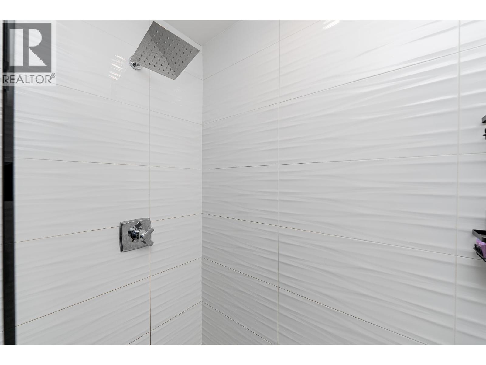 16 3535 PRINCETON AVENUE, Coquitlam