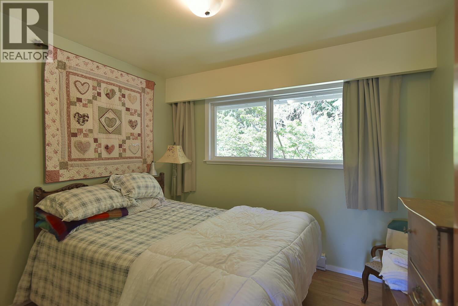 2855 LACEY PLACE, Roberts Creek