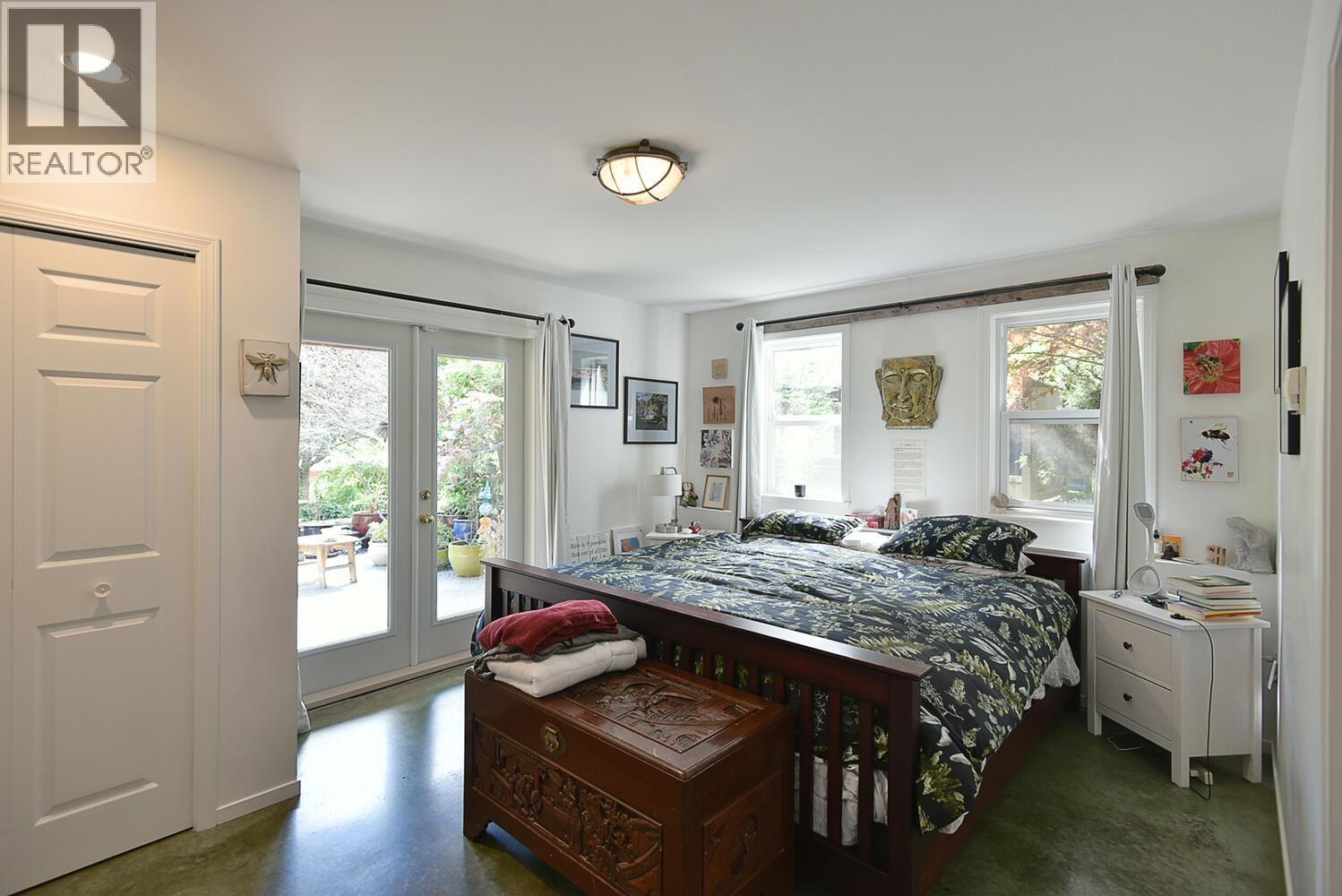 2855 LACEY PLACE, Roberts Creek