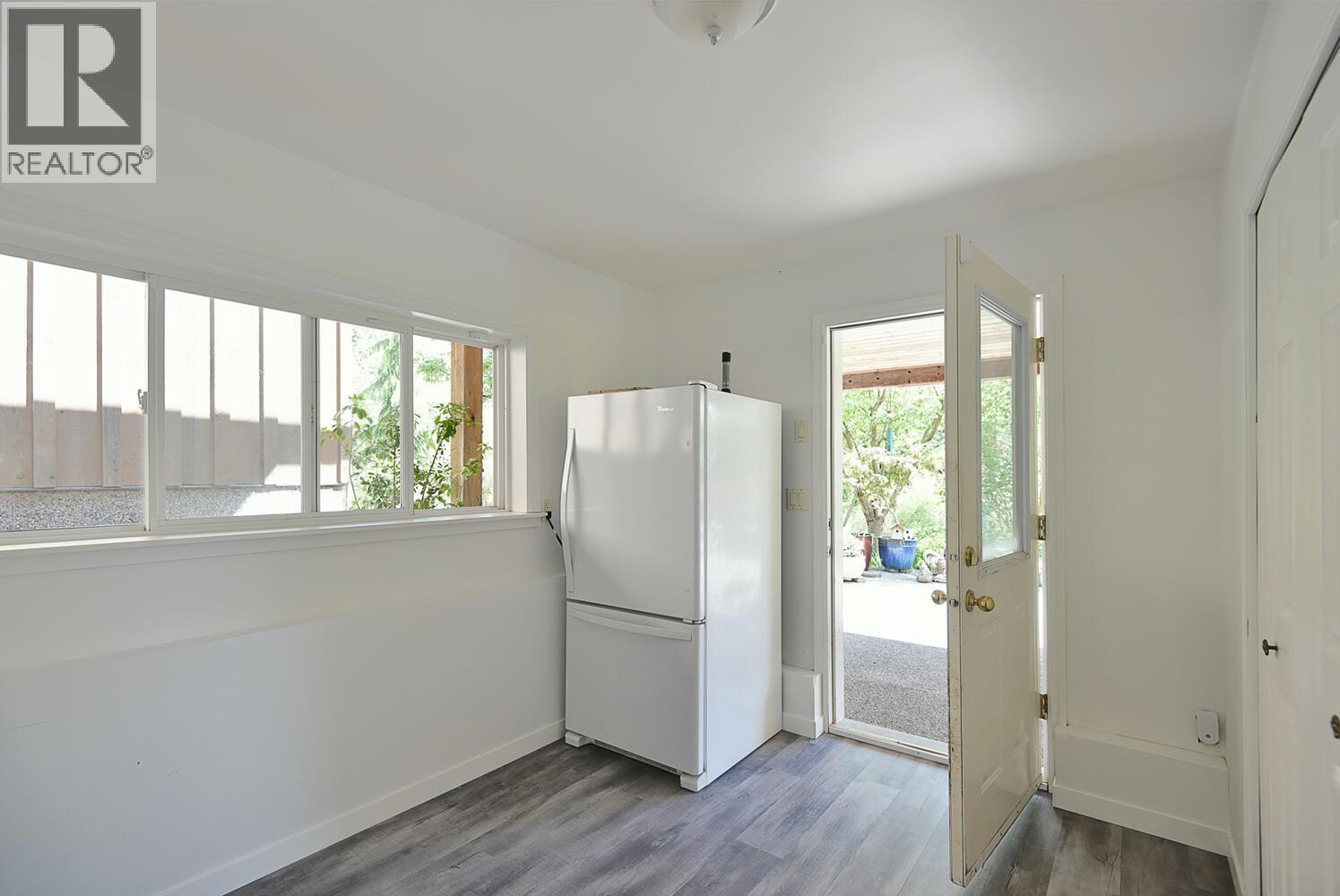 2855 LACEY PLACE, Roberts Creek