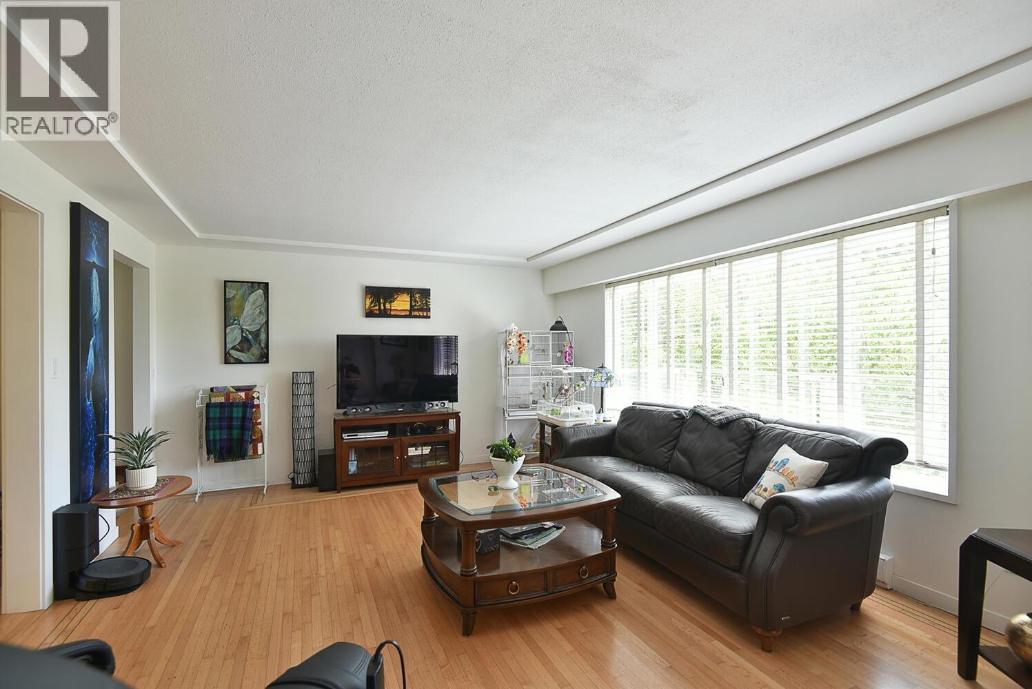 2855 LACEY PLACE, Roberts Creek