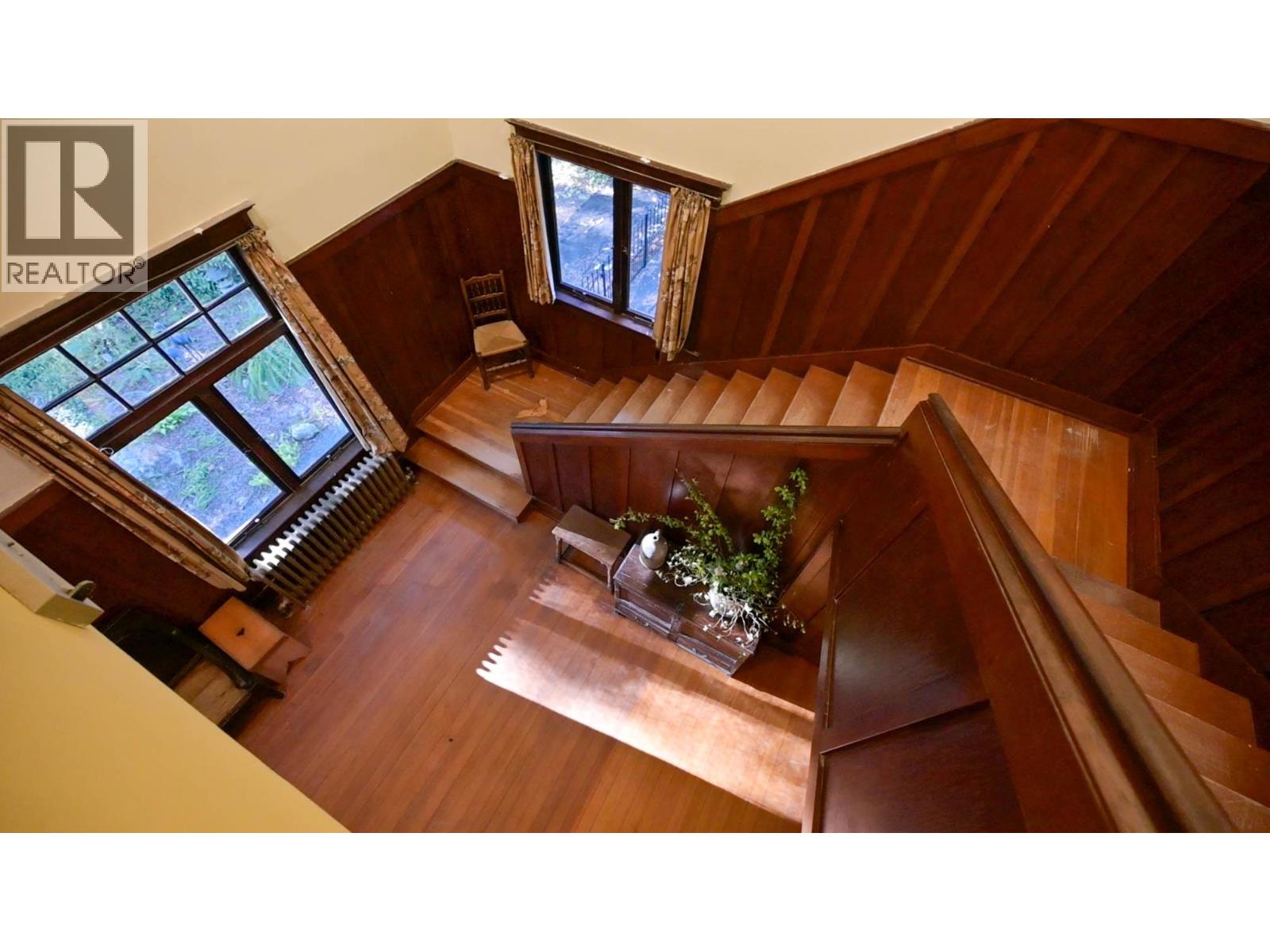 6376 COLLINGWOOD STREET, Vancouver