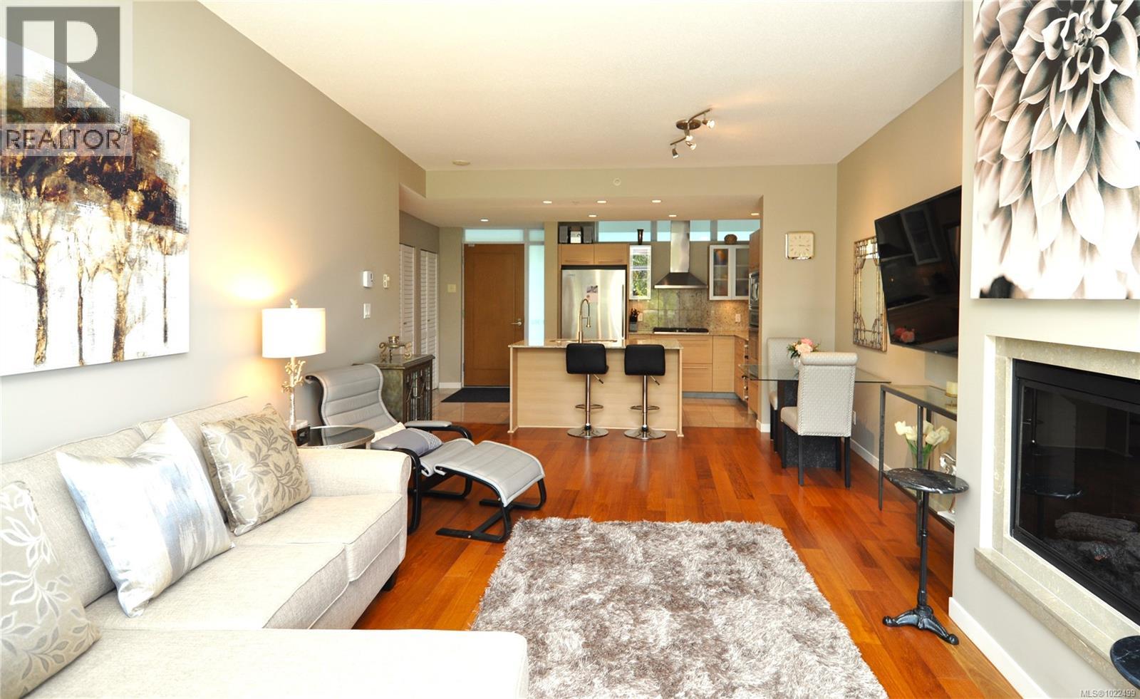 302 66 SONGHEES Rd, Victoria