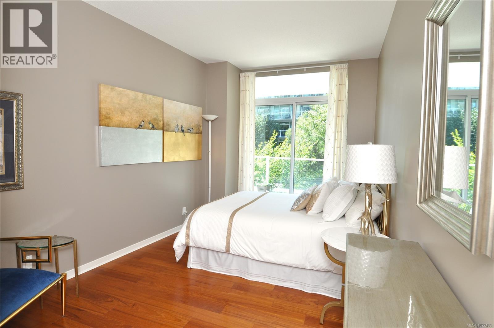 302 66 SONGHEES Rd, Victoria