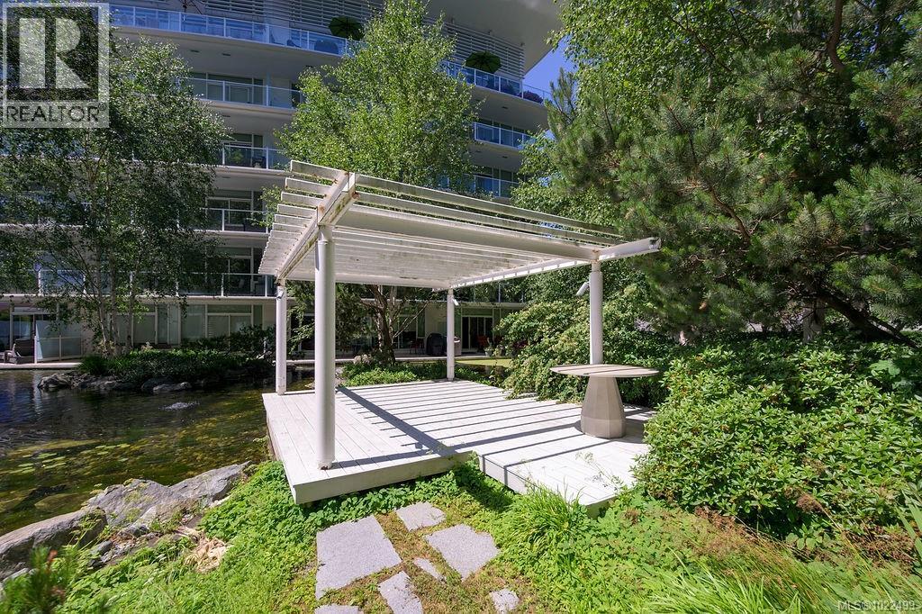 302 66 SONGHEES Rd, Victoria