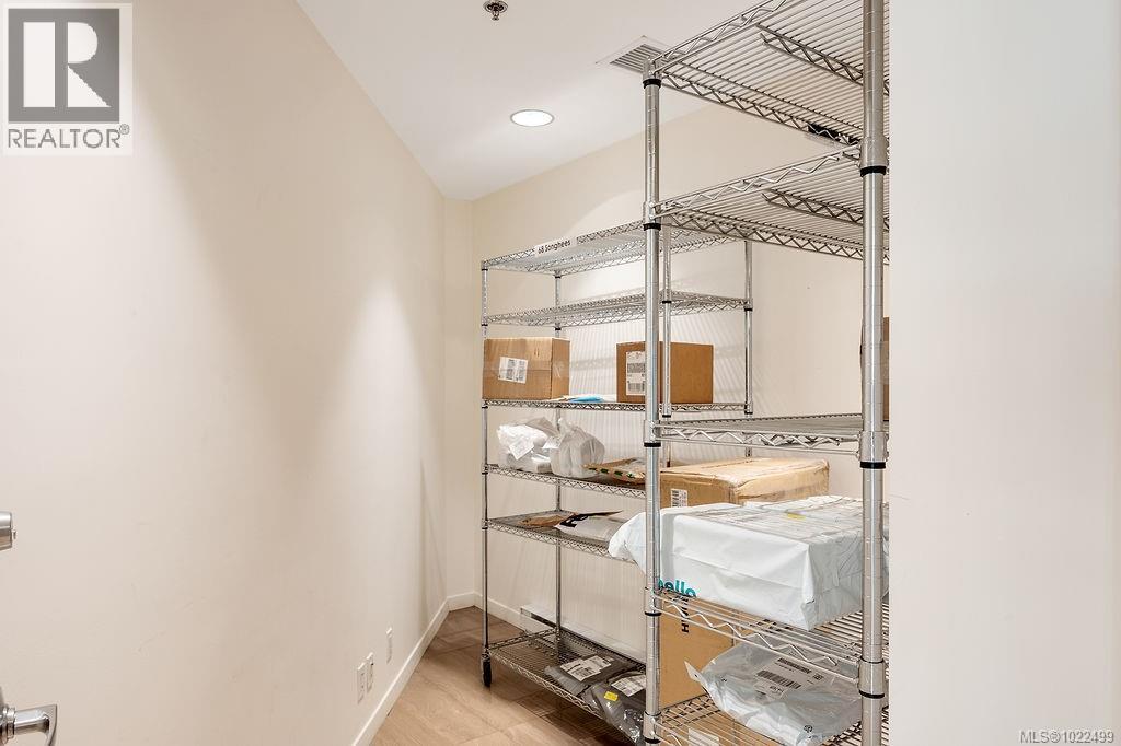 302 66 SONGHEES Rd, Victoria